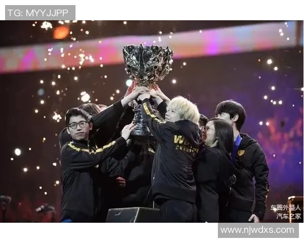 DOTA2社区热议FPX近期状态引发的争议与讨论